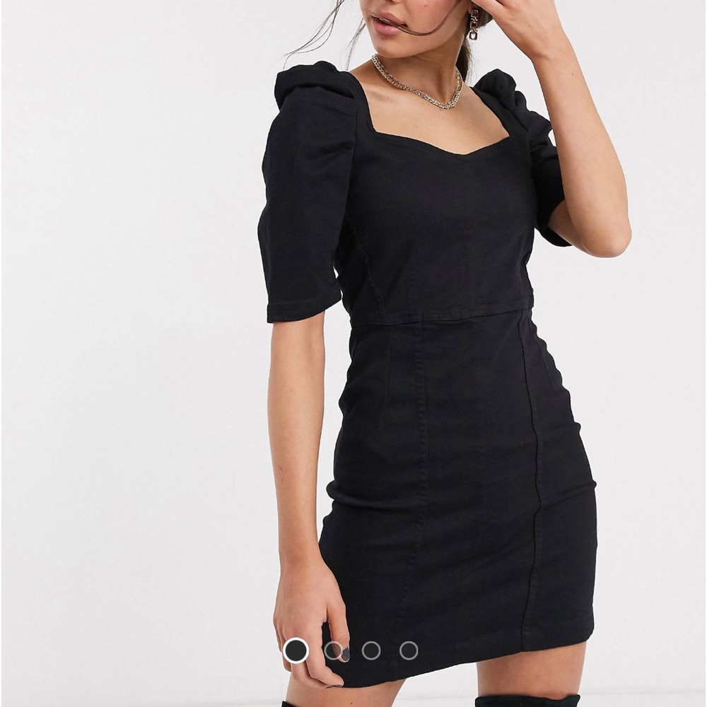 Denim puff sleeve dress with silver zip up back ( mini dress )